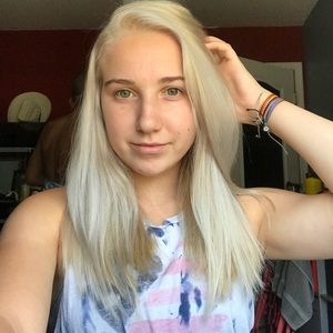 Meet your Posher, Jacquelynn